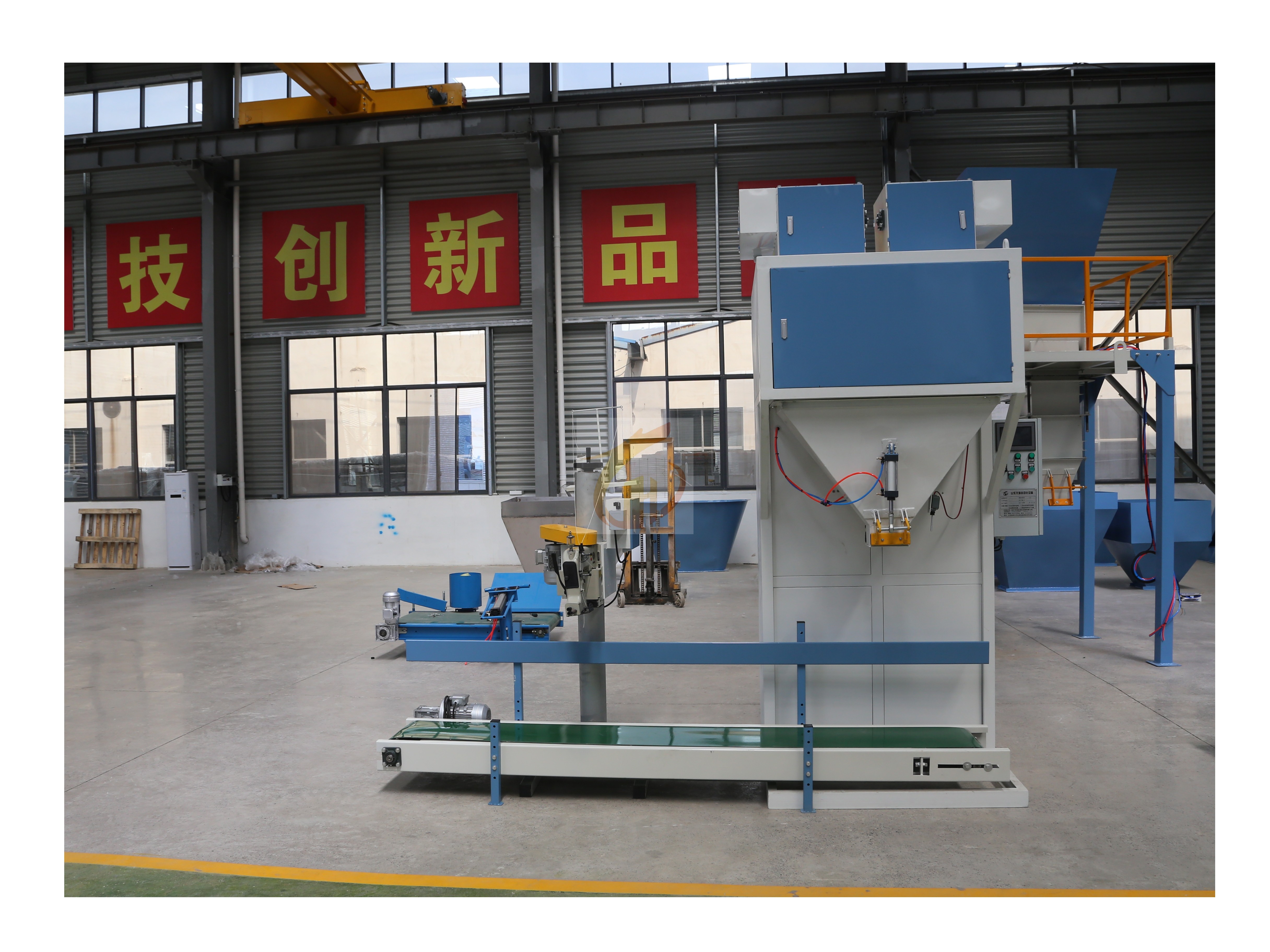 Multi-Purpose Pneumatic 25kg Automatic Sand Gravel Packing Machine with Easy Operation for Chemical Paper Glass Wood Packaging